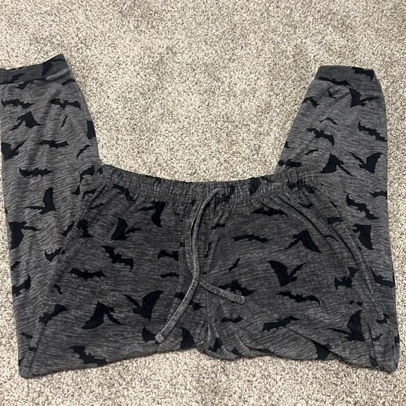 Rae Dunn Halloween Pajama matching set - Picture 4 of 5